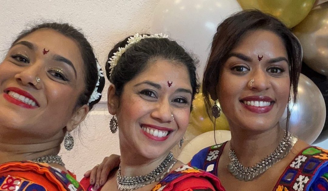 Spectacle bollywood a paris par des danseuses indiennes