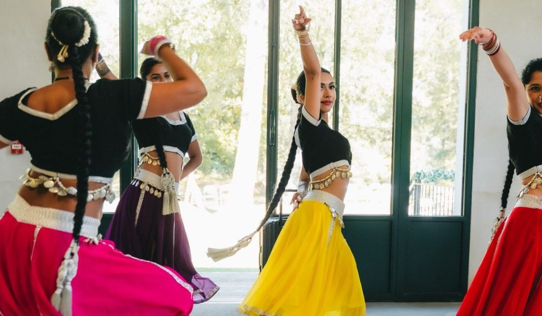 Un spectacle de danse indienne de Bollywood et Kollywood à Paris : mariage , festival tout y passe!